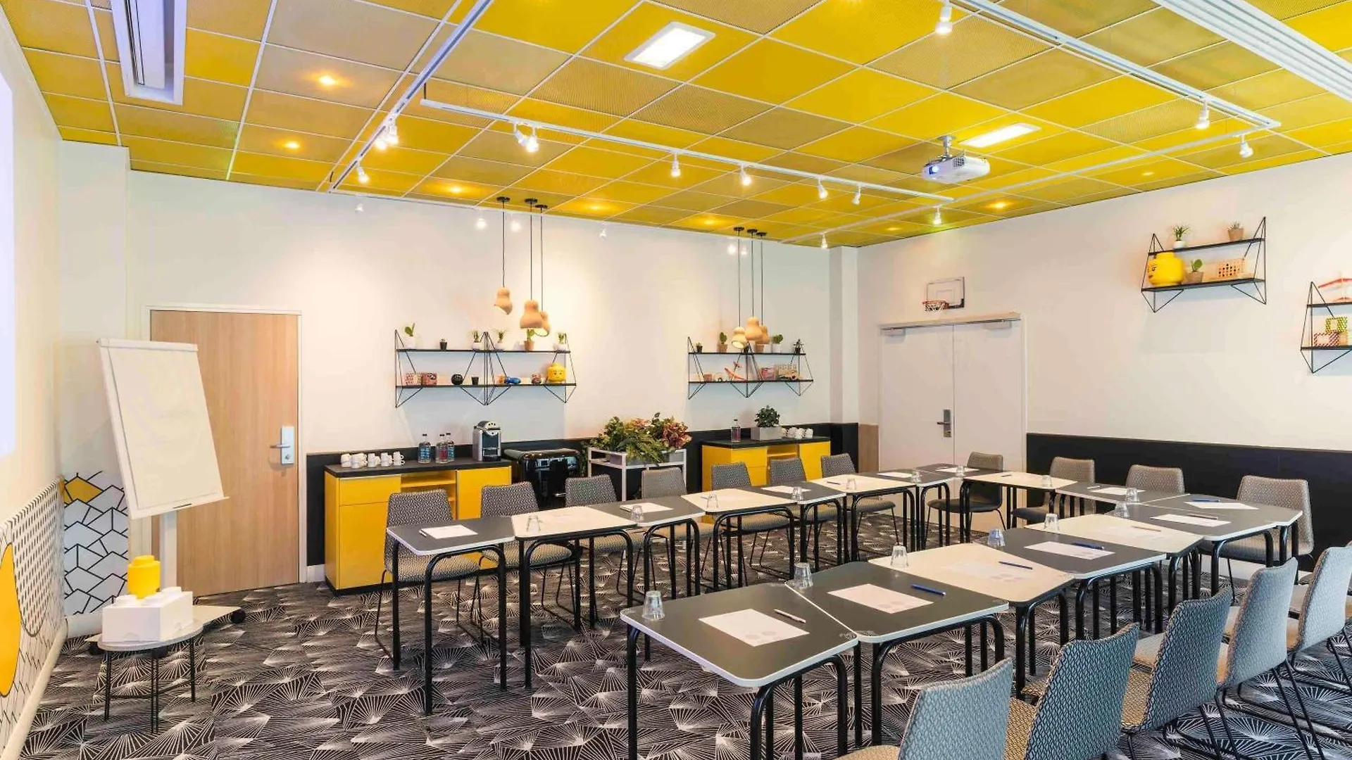 Novotel Centre Gare Montparnasse Hotel